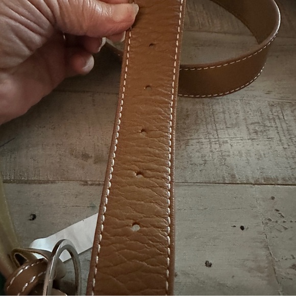 Talbots Camel Leather Belt with Silver Buckle - Picture 7 of 10